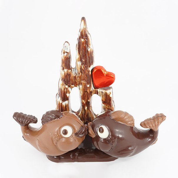 Montage fish in love